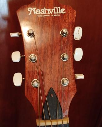 chitarra acustica amplificata Nashville