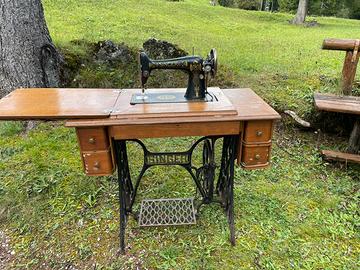 Macchina da cucire Singer d’epoca