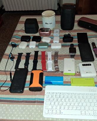 materiale per smartwatch e smartphone 