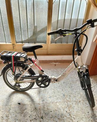 Bicicletta a pedalata assistita