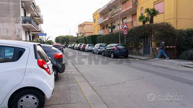 Locale Commerciale - Sant'Agata li Battiati