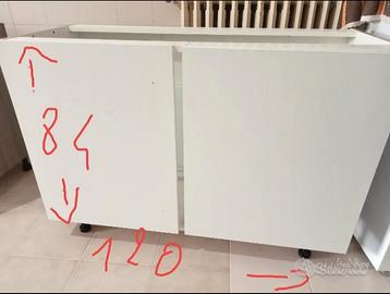 Mobile per angolo con top 