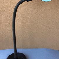 Lampada da scrivania Hebe azienda Valenti 1969