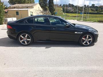 Jaguar xe r-sport 180cv