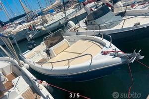 Barca megamar 21