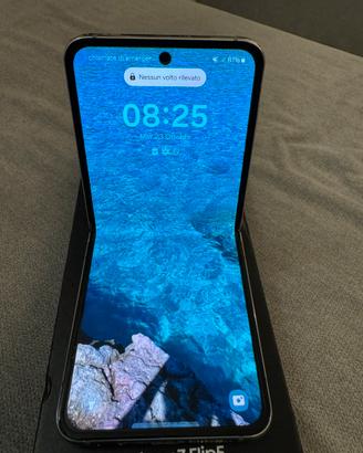 SAMSUNG GALAXY Z FLIP 5 Mint - 256gb