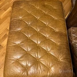 Pouff in vera pelle lavorazione capitonne