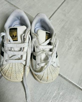 Adidas superstar