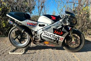 Honda RC30 Endurance Racing