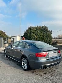 Audi A5 2.0 TDI quattro Stronic S-line