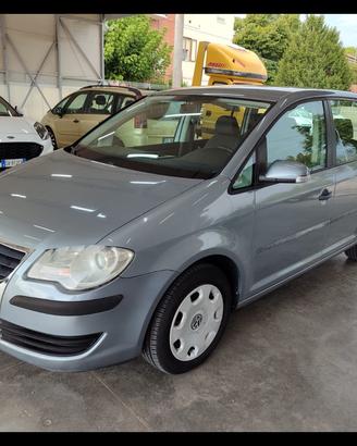 VOLKSWAGEN Touran 2.0 Trendline Ecofuel 7 Posti