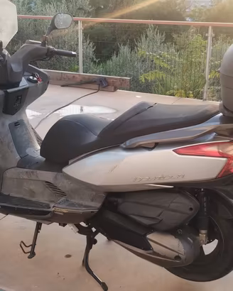 Kymco Downtown 300i