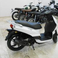 Peugeot Tweet 200 Active