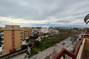 5 LOCALI A MANFREDONIA