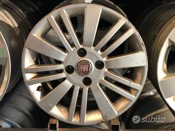 1 Cerchio in Lega Fiat Grande Punto 15 Pollici