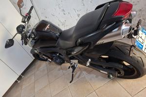 moto yamaha fz6