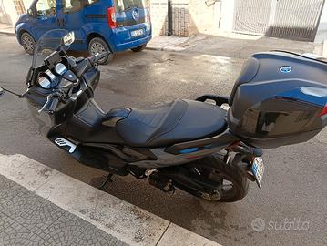 Yamaha Tmax tech