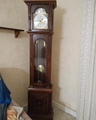 orologio a pendolo 