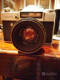 macchina fotografica + 2 lenti 