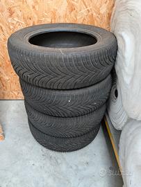 Pneumatici Invernali 215/60 R17 96 H 