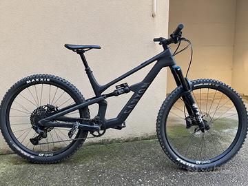 Spectral CF 7 Complete Bike MTB