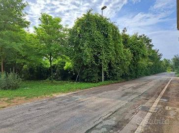 Immobile in asta di 14330 m² a Pordenone