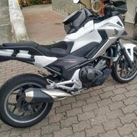 Honda ncx 750 dct