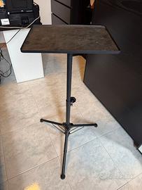 Supporto per PC in metallo come NUOVO