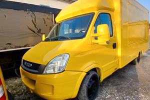 autonegozio paninoteca ambulante food 