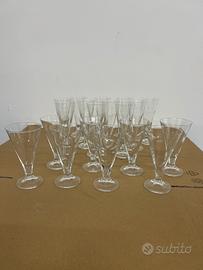 Servizio 19 bicchieri cristallo vintage