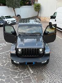 Jeep Wrangler Sahara