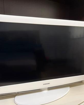 Samsung Lcd 40 pollici + LG Lcd 40 pollici