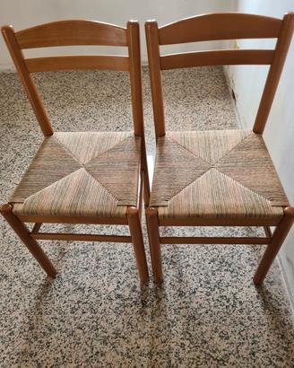 Sedie in legno  5 pezzi