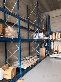 Scaffali porta pallets mt. 21,70
mt 5,5 H, 96 pall