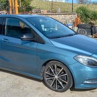 mercedes classe b220