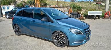 mercedes classe b220