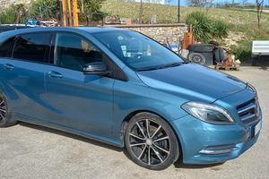 mercedes classe b220