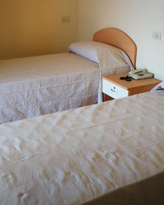CAMERE DA LETTO ADATTE COMUNITA' E B&B