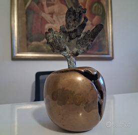 Scultura mela firma incisa Calvi