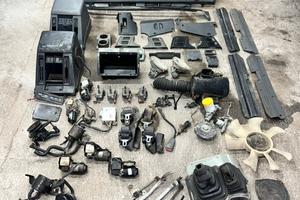 Nissan patrol GR ricambi  solo in foto