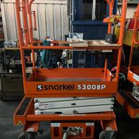 Snorkel S3008P piattaforma aerea verticale