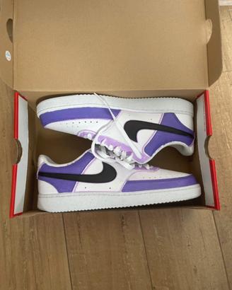 scarpe nike rosa/lavanda colorate a mano