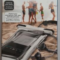 Custodia impermeabile cellulare con cavo cuffie