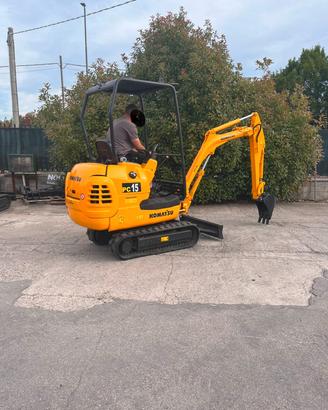 E299-ESCAVATORE KOMATSU PC15