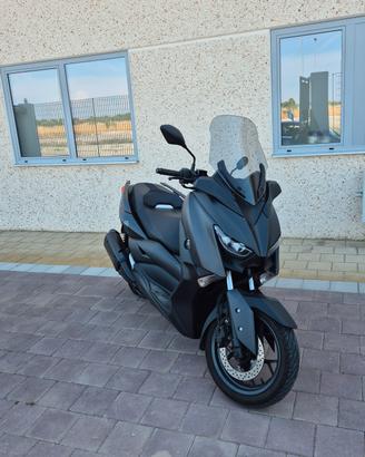 YAMAHA XMax 300 ABS