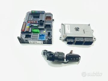 KIT CHIAVE PEUGEOT 208 Serie 9805321980 (12>19)