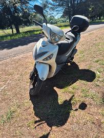 Suzuki UX Sixteen 150 - 2010 da riparare