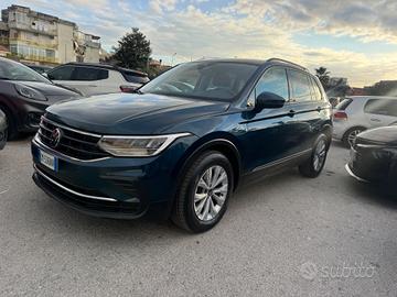 Volkswagen Tiguan 2.0 TDI 150 CV SCR DSG Elegance