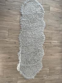 Tappeto grigio