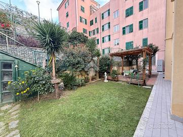 2 LOCALI A ALBISSOLA MARINA